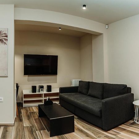 Blackhaus Family And Friends Deluxe Apartment Thessaloniki Buitenkant foto
